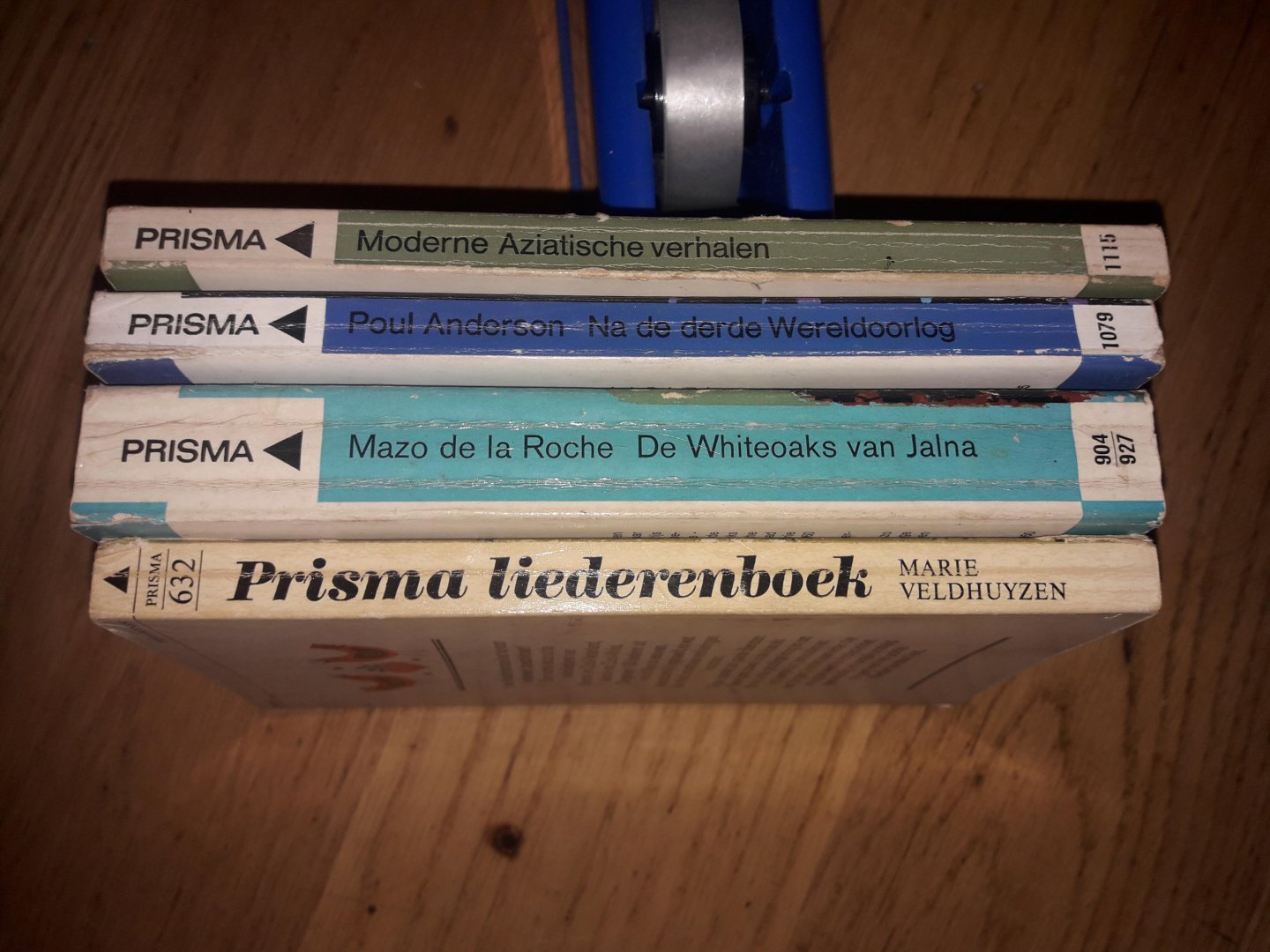 Veldhuyzen / de la Roche / Anderson / de Sain - Liederenboek / De whiteoaks van Jalna / Na de derde wereldoorlog / Moderne aziatische verhalen