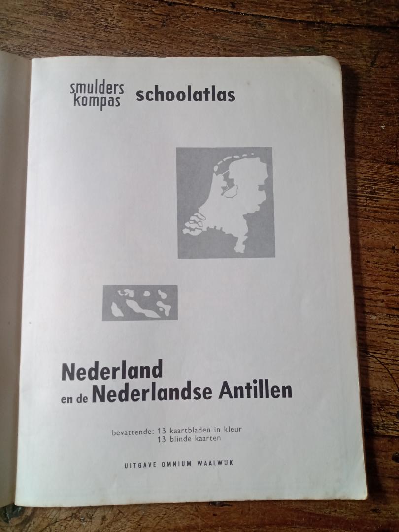Smulders - Schoolatlas van Nederland en de Nederlandse antillen