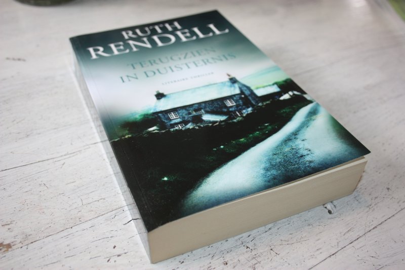 Rendell, Ruth - TERUGZIEN IN DUISTERNIS