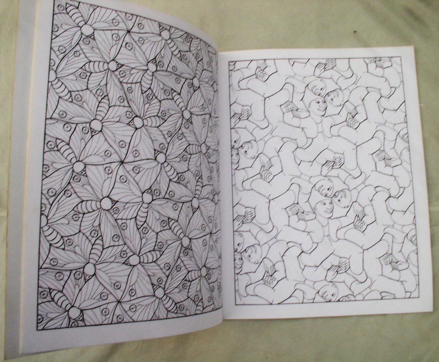 Escher, M. C. - M.C.Escher Colouring Book  / 24 images to colour