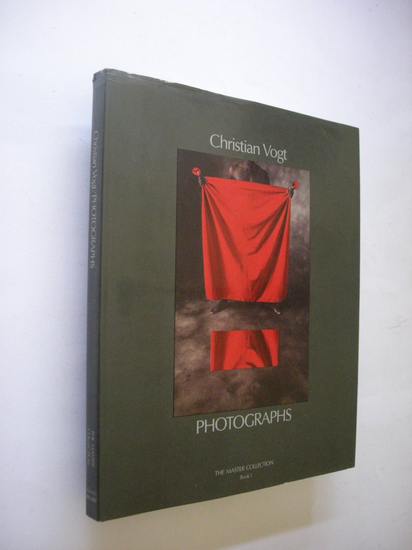 Vogt, Christian / Davies, S., intro. - Photographs. The Master Collection Book 1