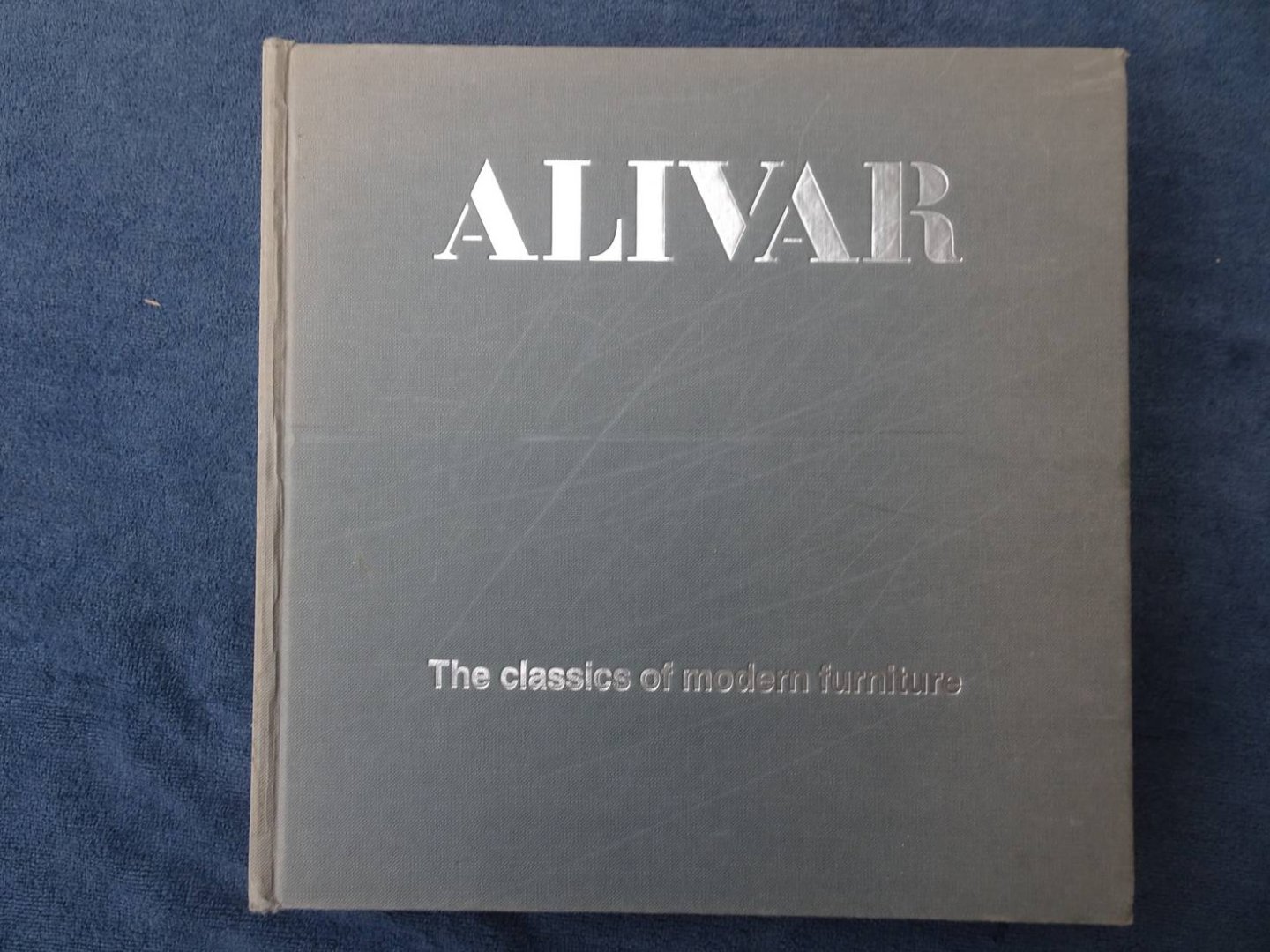 Masucci, Vincent A.. - Alivar. I classici del mobile moderno/ The classics of modern furniture.