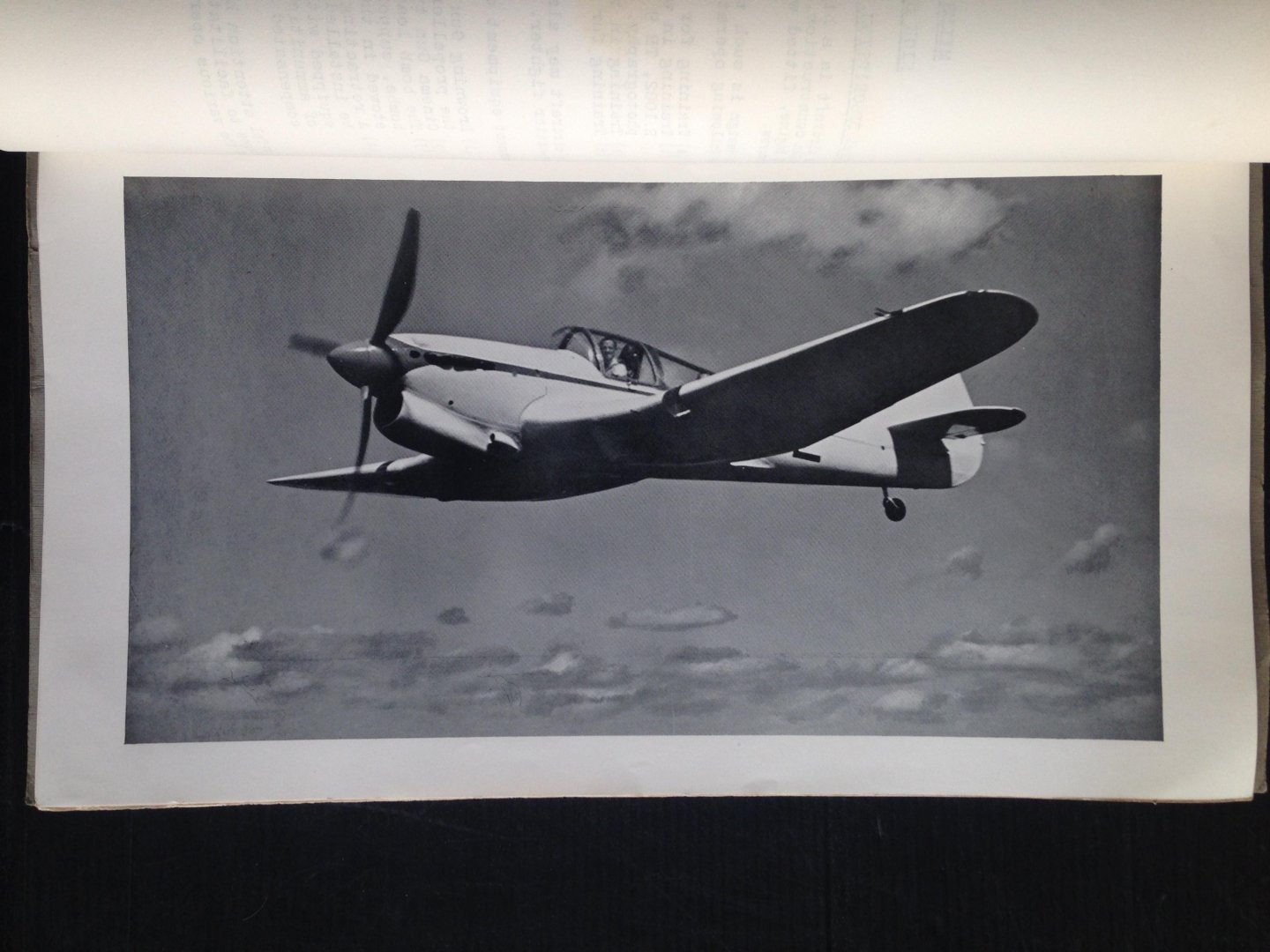 Fabrieksfolder - Miles Kestrel high speed Trainer