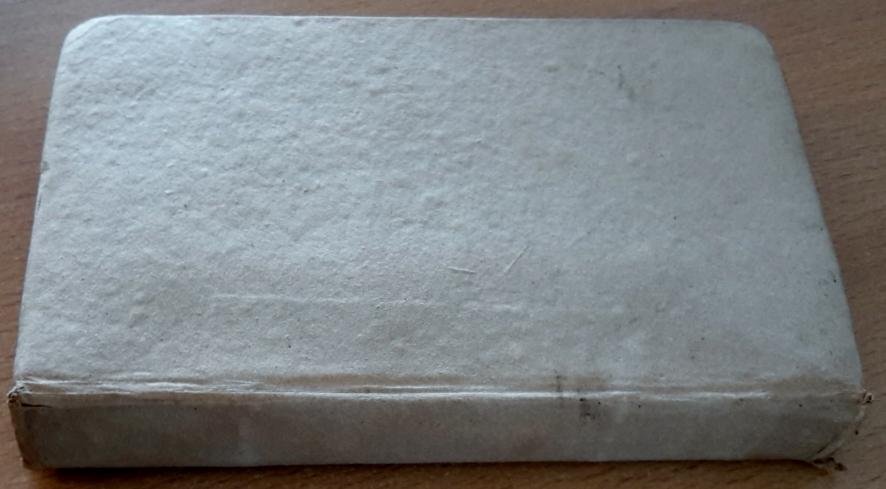  - Verzameling van gezelschaps-liederen, aan ernst en vrolijkheid gewijd. 4 stukjes in 1 band