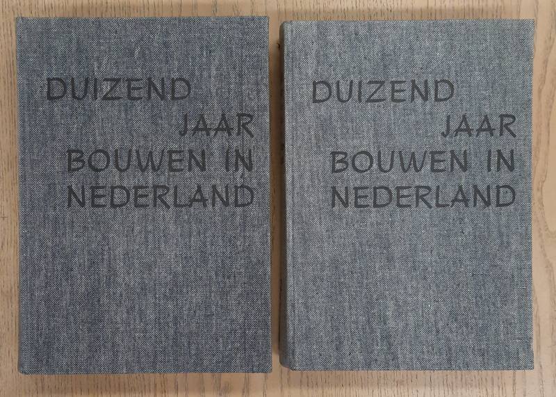 FOCKEMA ANDREAE,S.J. A.O. - Duizend jaar bouwen in Nederland. Deel 1: De bouwkunst van de middeleeuwen. Deel 2: De bouwkunst na de middeleeuwen.