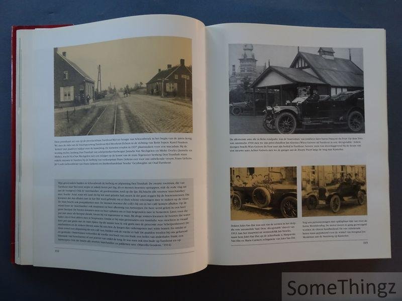 Raeymaekers, Walter [edit.] - Reties album: beeld van een dorp, 1900-1975.