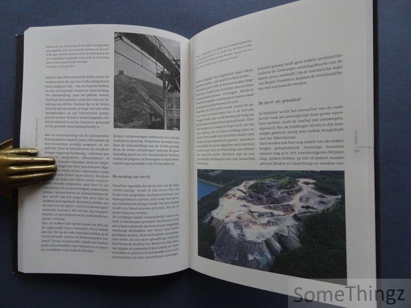 Van Doorslaer, Bert. - Koolputterserfgoed : een bovengrondse toekomst voor een ondergronds verleden. [3 delen: boek, brochure en kaartenmap.]