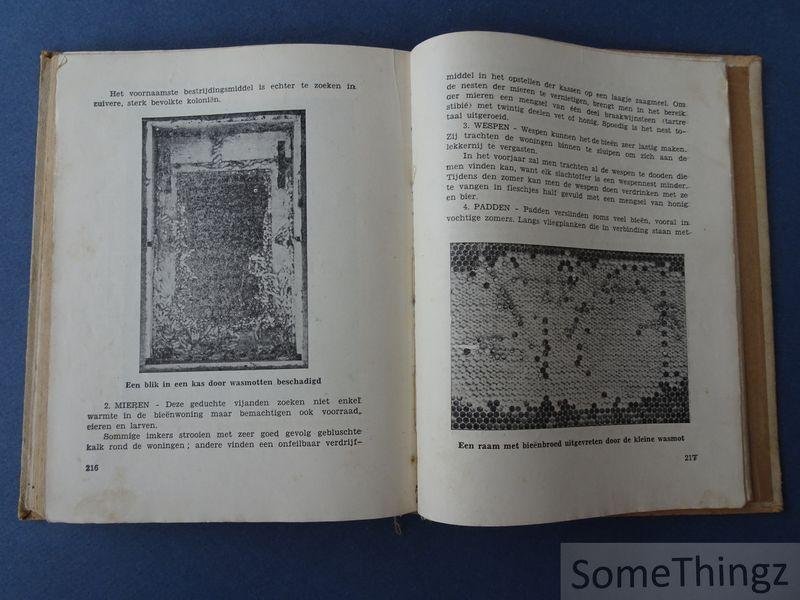Leysen, Edm. - Het Vlaamsch bieënboek : praktisch handboek van de bieënteelt.(Bijgevoegd: inlegvel, reclame voor wafelwas van Jos. Mees, Herenthals).