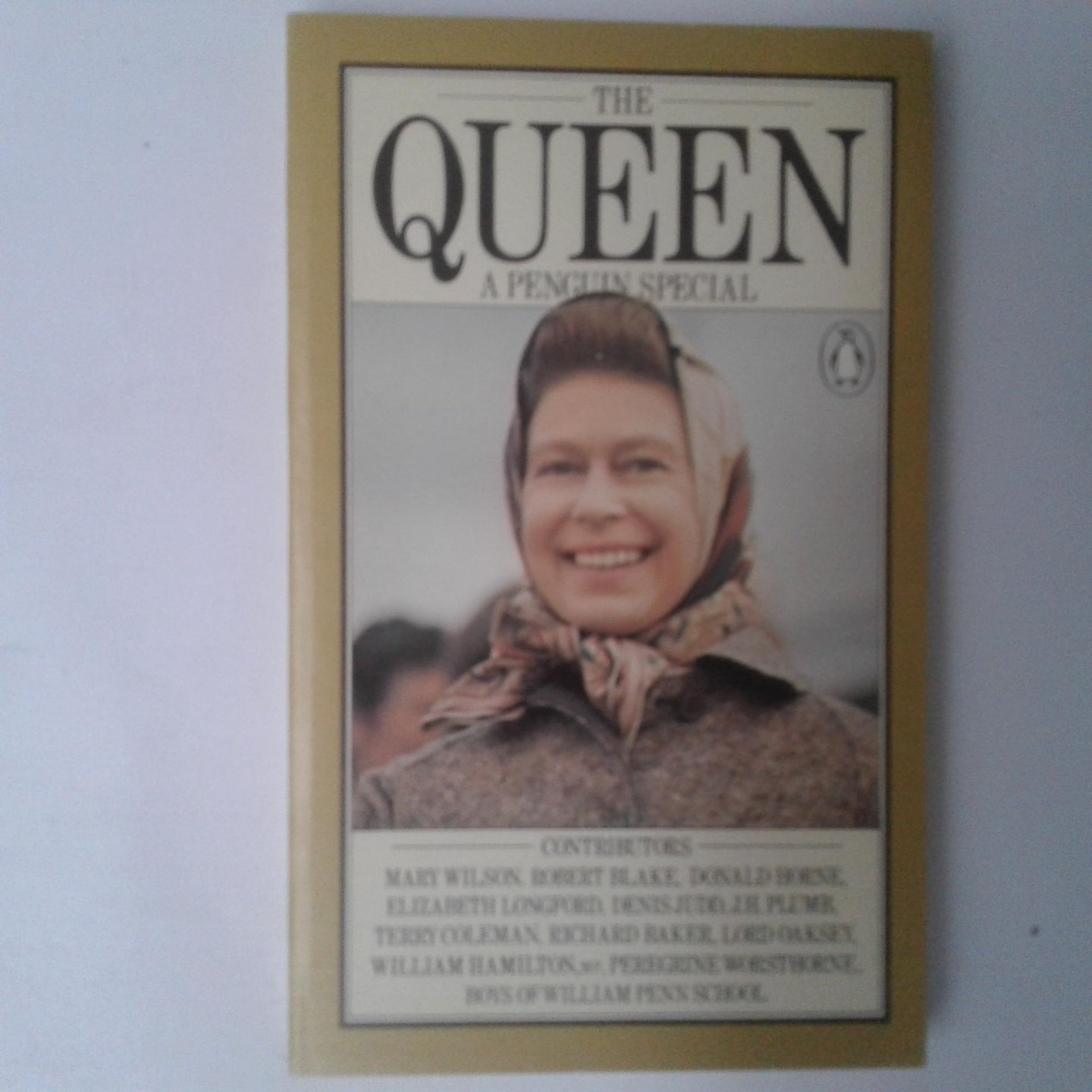  - The Queen ; A Penguin Special