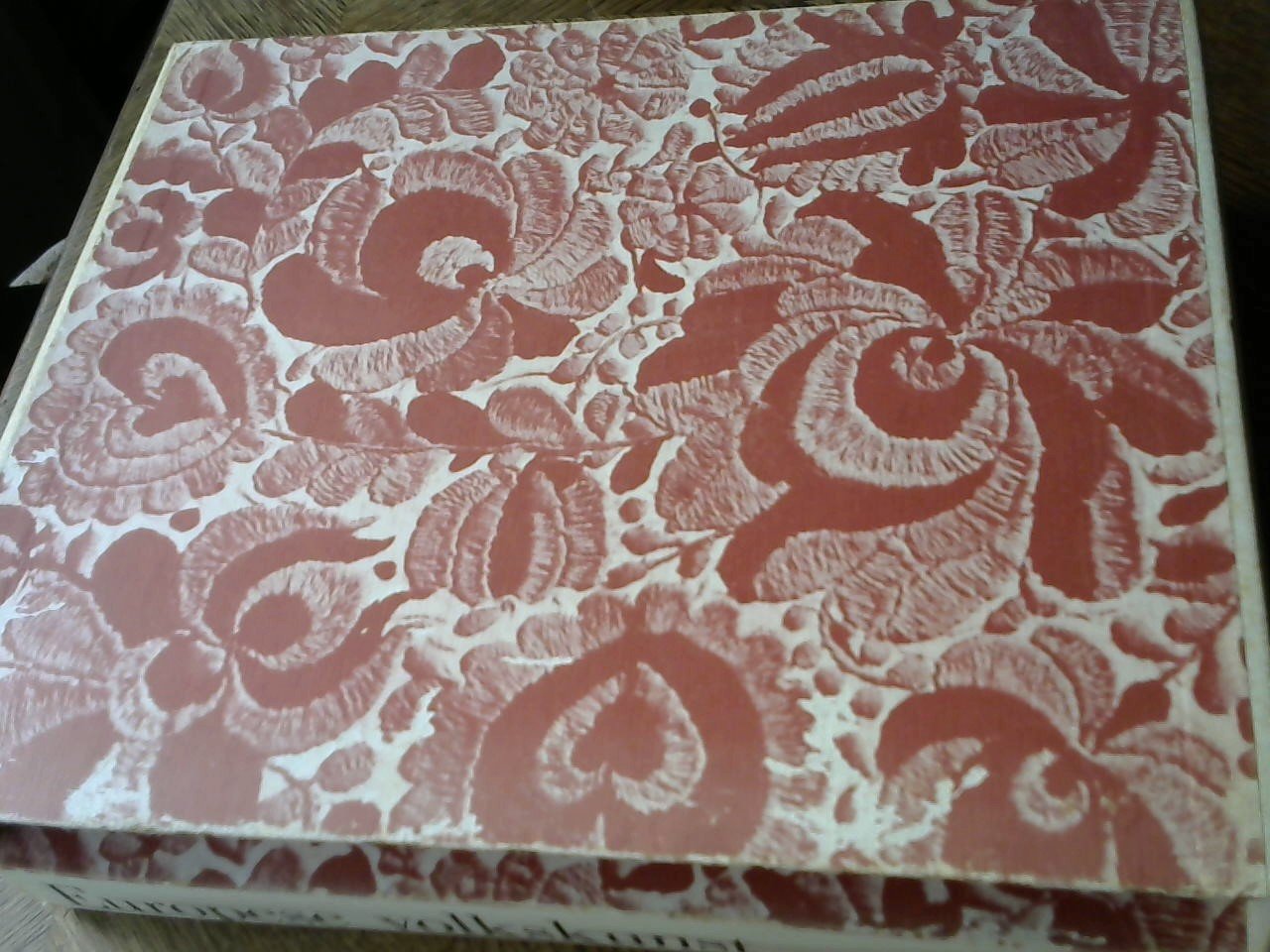 Bijeengebracht door Hans Jürgen Hansen/ Nederlande bewerking Tjaard W.R. de haan - Europese Volkskunst