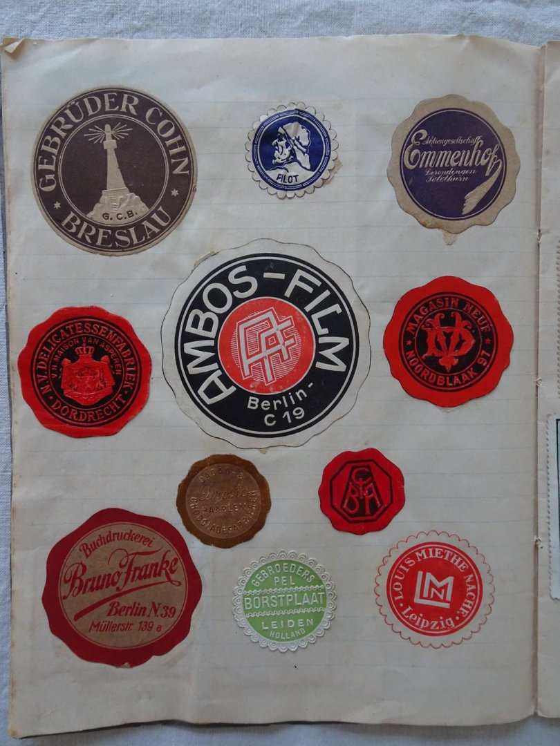 N.n.. - Sluitzegel-verzameling. Ca. 125 sluitzegels.