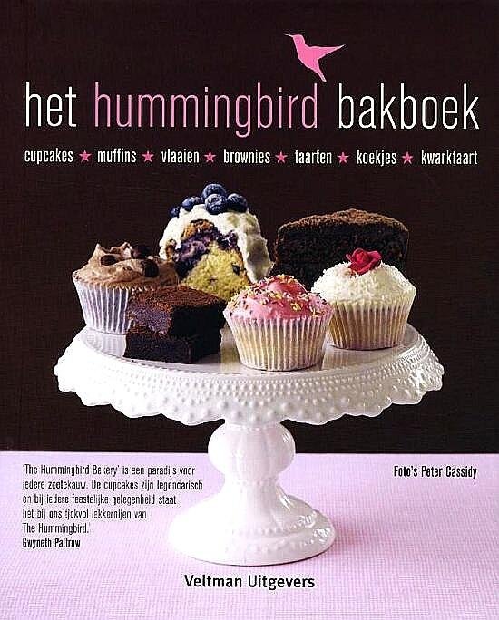 Malouf , Tarek . Hummingbird Bakery . [ ISBN 9789048301911 ] 1519 - Het Hummingbird Bakboek. ( Limoenvlaai, worteltaart, marshmallowcupcakes, pompoenvlaai, chocolade-notenrepen, haver-rozijnenkoekjes, brownies, bosbessenmuffins en kwarktaart uit New York - heerlijke recepten uit de favoriete banketbakkerij in Londen.
