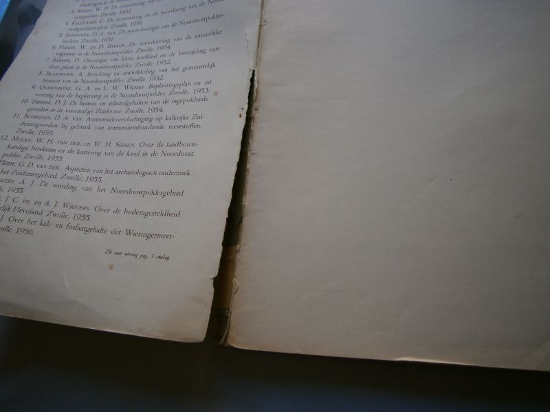 Constandse, Dr. A.K. - van zee tot land nr 31 Het dorp in de IJsselmeerpolders