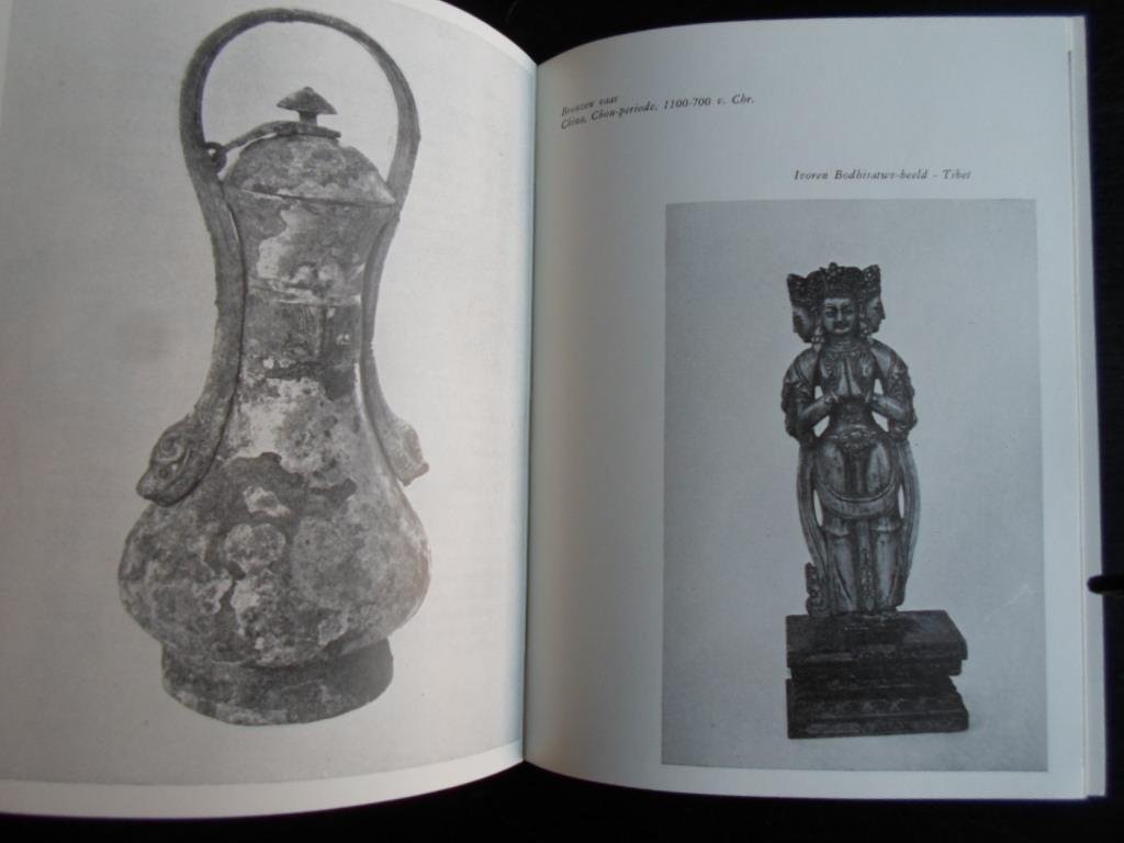 Catalogus - Orientatie in het Museum voor land-en Volkenkunde Rotterdam