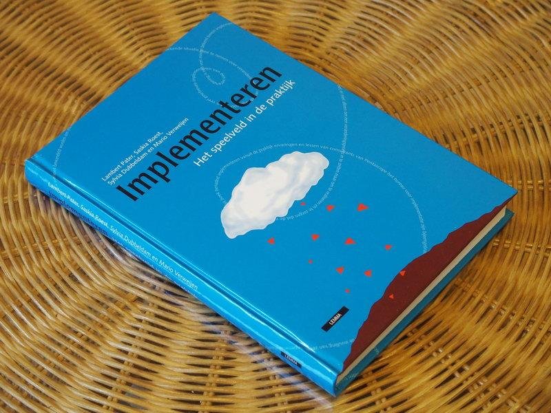 Pater L.  e.a. - Implementeren. Het speelveld in de praktijk