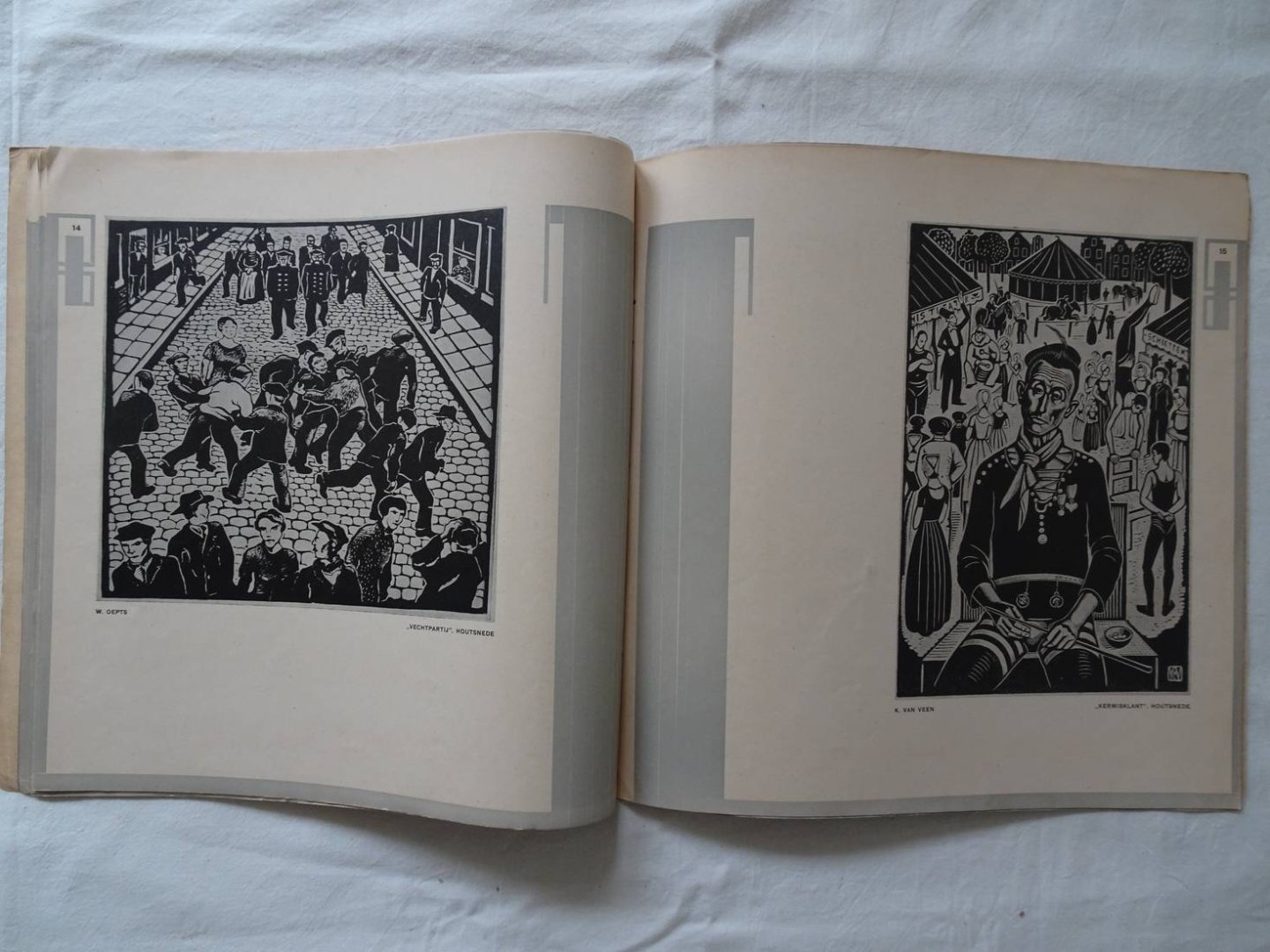 Wijdeveld, H. TH. (ed.). - Wendingen. Litho, Houtsnede, etz. Maandblad voor bouwen en sieren van architectura et Amicitia. Dit is nummer 10 van de 9de serie (1928) en gewijd aan grafische kunst. Met behoud van de bestaande typografie naar ontwerp van H.TH. Wijdeveld.