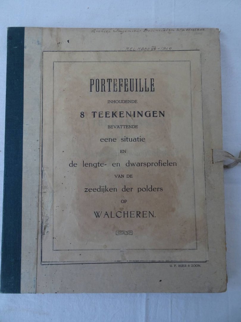 N.n.. - Portefeuille inhoudende 8 teekeningen bevattende eene situatie en de lengte- en dwarsprofielen van de zeedijken der polders op Walcheren.
