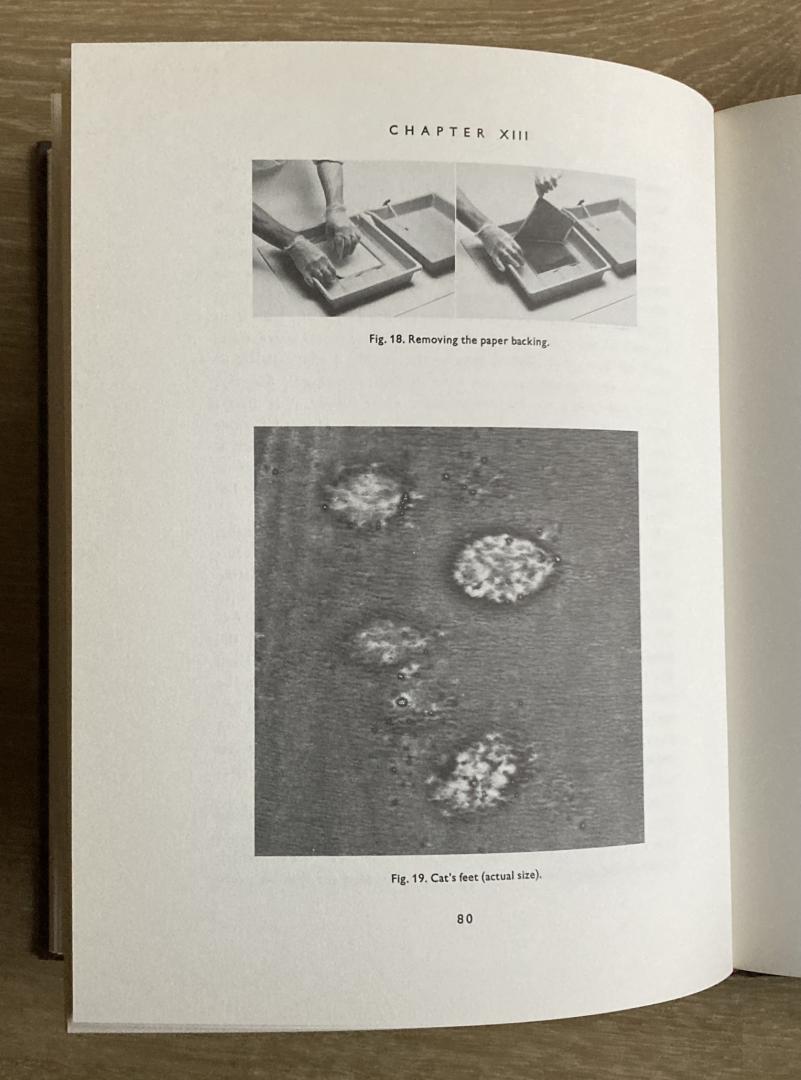 Zoete, J. de - A Manual of Photogravure. A comprehensive working-guide to the Fox Talbot klic dustgrain method.