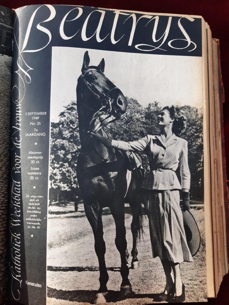 Beatrijs - Beatrijs katholiek weekblad voor de vrouw 7 juli 1949 no. 27 t/m no. 52 29 december 1949 7e jaargang