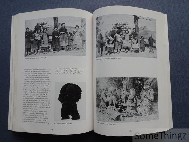 van der Heijden, Cor / Rooijakkers, Gerard. - Kempische boeren en Vlaamse vissers : kunstenaars en volkscultuur omstreeks 1885 : Victor de Buck en Joseph Gindra.