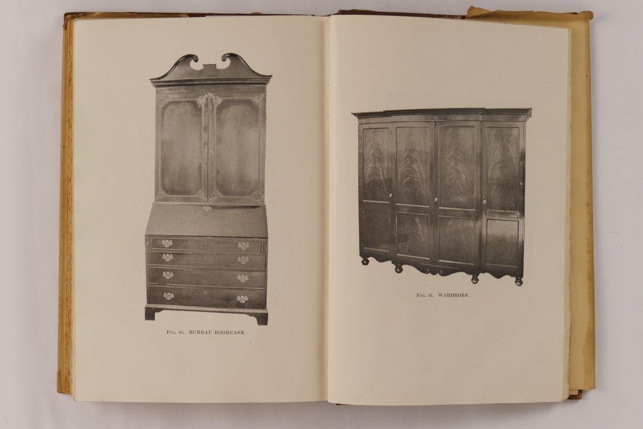 Blake J.P. & A.E. Reveirs-Hopkins - Little books on old furniture III. Chippendale & his school (3 foto's)