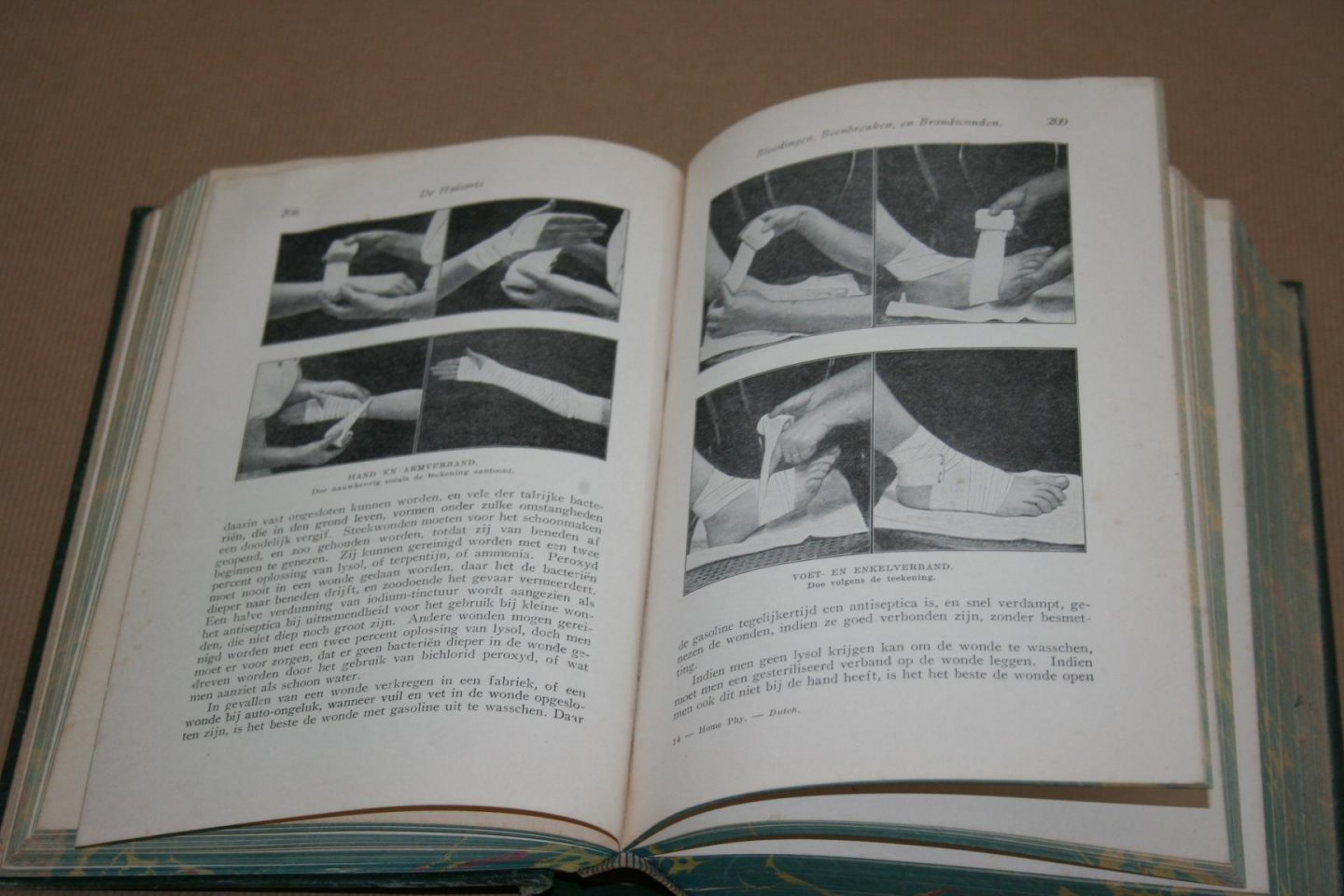 Newton Evans e.a. - De Huisarts en gids tot de gezondheid