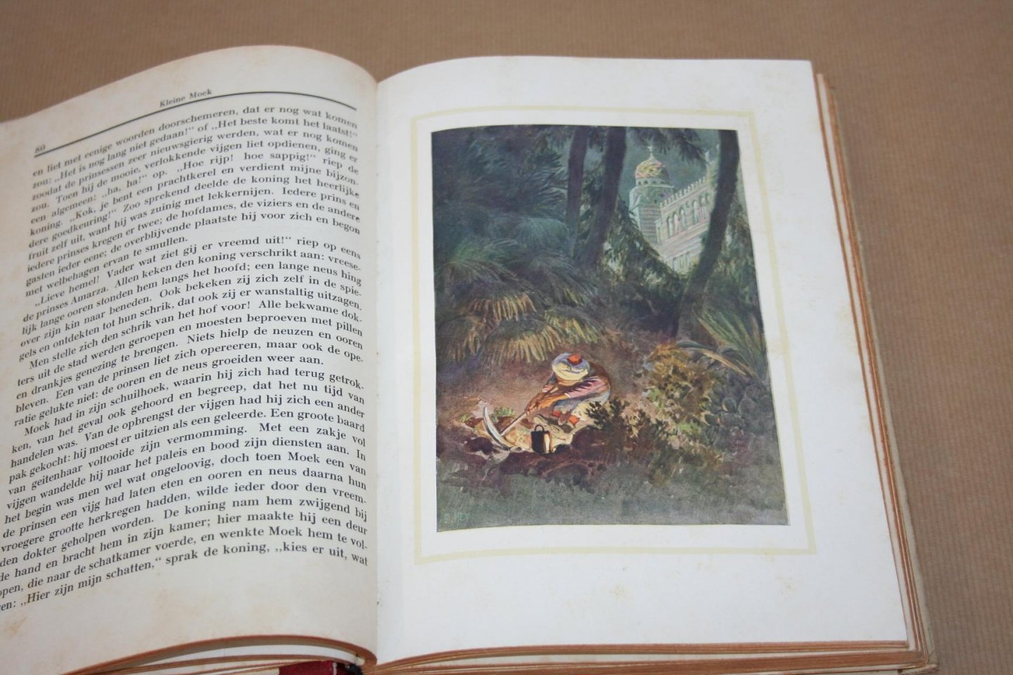 Bewerkt door Kaspar van Limburg -- Met 15 gekleurde en vele zwarte platen van Paul Hey - De sprookjes van Hauff