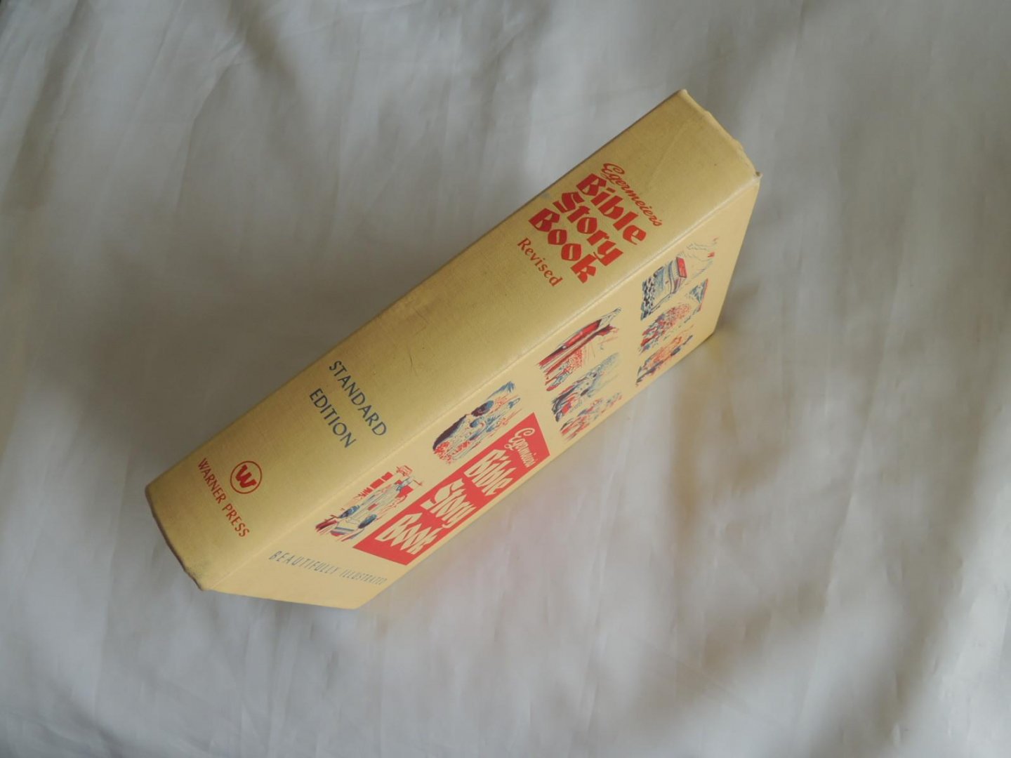 Elsie E Egermeier; Arlene S Hall - Egermeier's Bible story book - A complete narration from Genesis to Revelation for young and old.