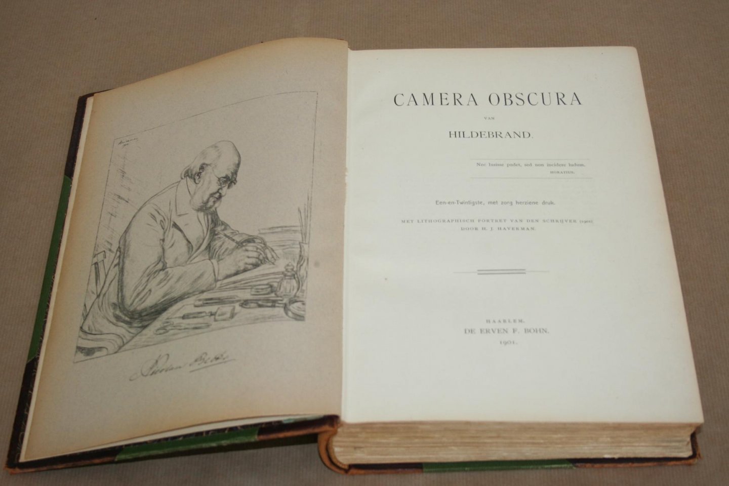 Hildebrand - Camera Obscura