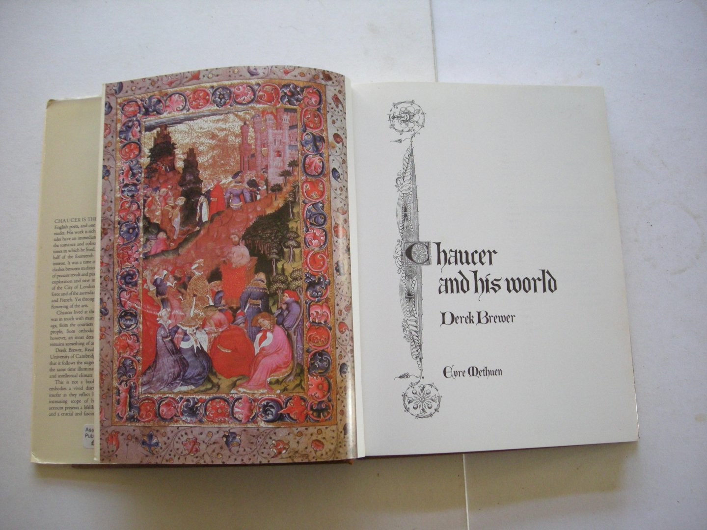 Brewer, Derek - Chaucer and his World