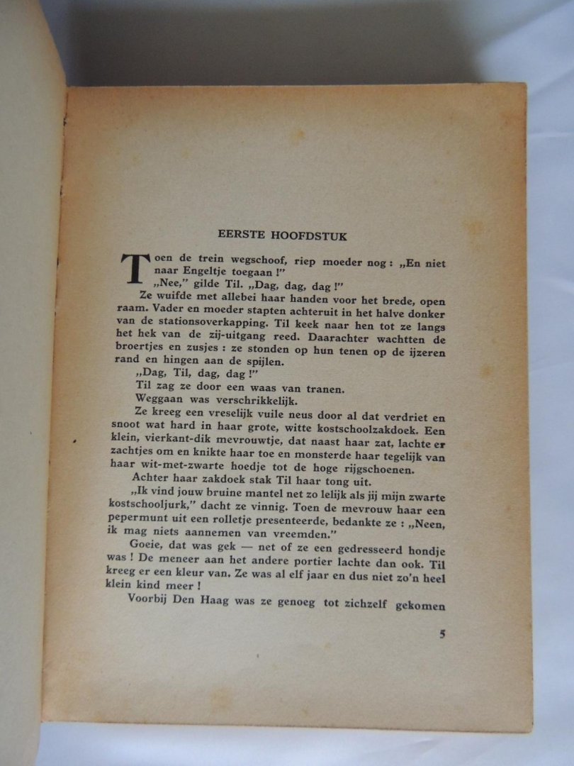 Hendrina Johanna Maria Wolffenbuttel - Van Rooijen - Jopie Wertenstein, een kostschoolverhaal.