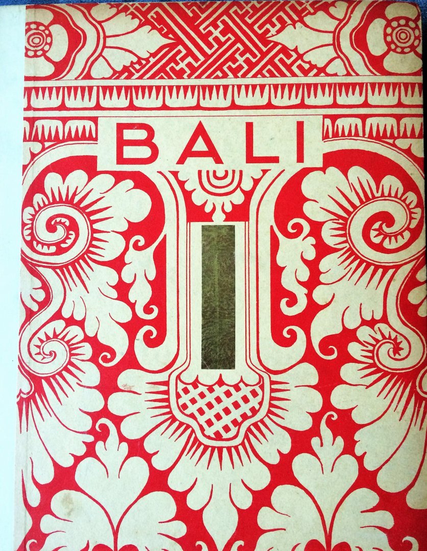 Lamster,  J. C. tekst en Fernhout, G. S. afbeeldingen - Bali   -    plaatjesalbum  1932  Eerste Uitgave