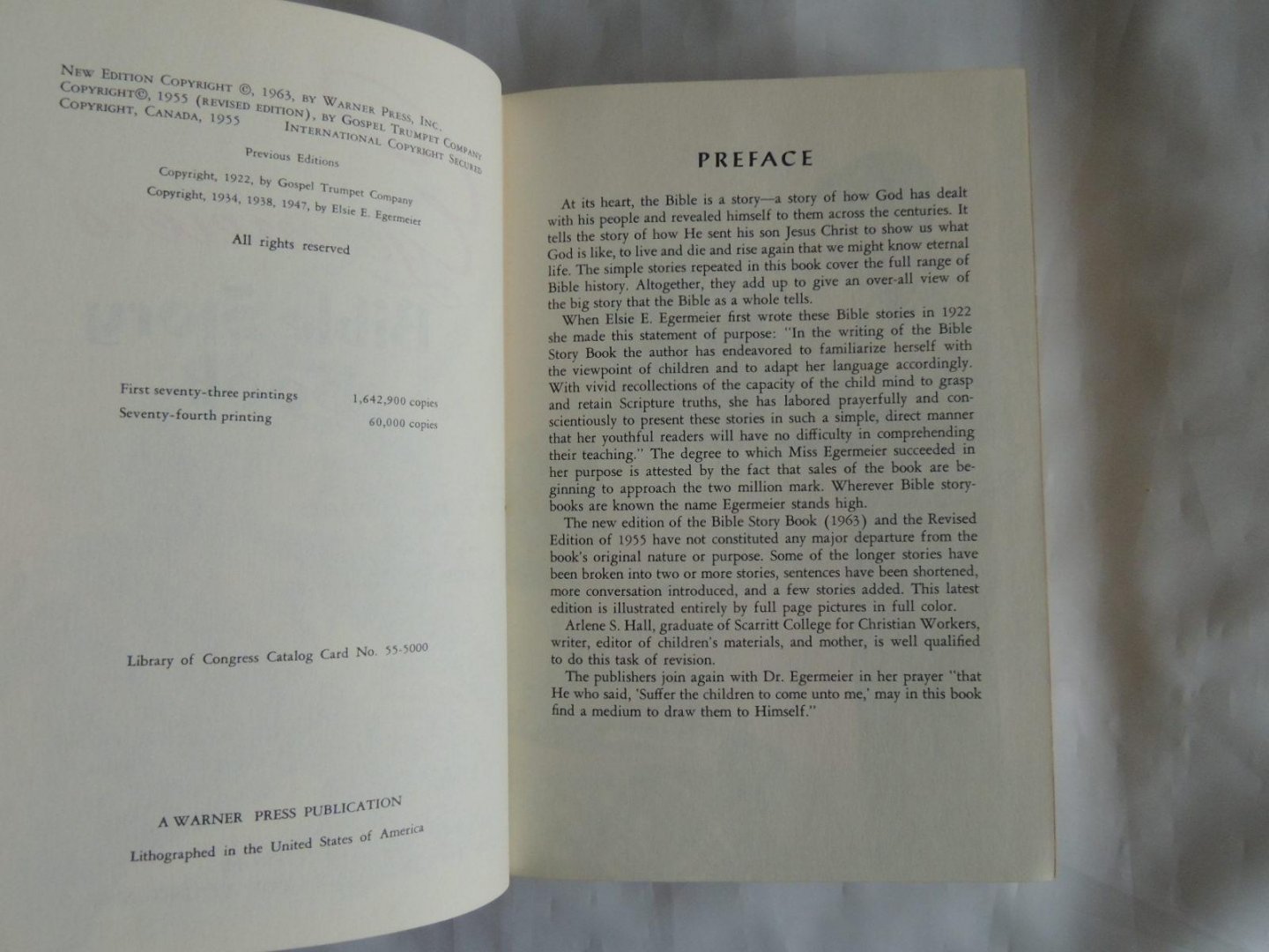 Elsie E Egermeier; Arlene S Hall - Egermeier's Bible story book - A complete narration from Genesis to Revelation for young and old.