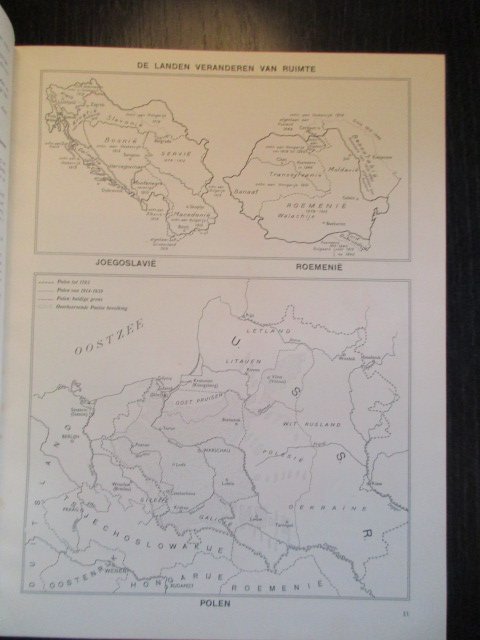 Gespecialiseerde Medewerkers onder leiding van Henri De Kimpe - De vijf werelddelen. De Wereld in woord, in kaart, in beeld