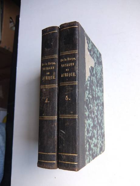 Harpe, J.F. de la. - Abrégé de l'histoire Générale des voyages. Nouvelle édition, revue, corrigé et augmentée d'un extrait des voyages les plus récens par M. le Baron de Roujoux. Voyages en Afrique Tome IV et V.