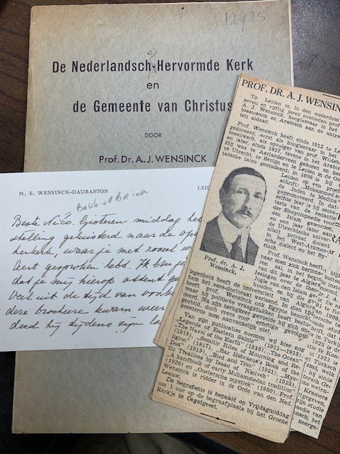 WENSINCK, A,J,, - De Nederlandsch-Hervormde Kerk en de Gemeente van Christus.Gedachten naar aanleiding van de Reorganisatiebeweging.