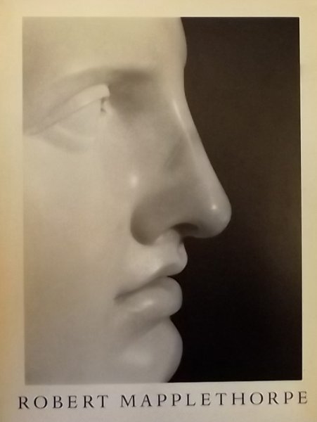 Marshall, Richard. (met essay van: Howard, R. / Sischy, I.) - Robert Mapplethorpe.