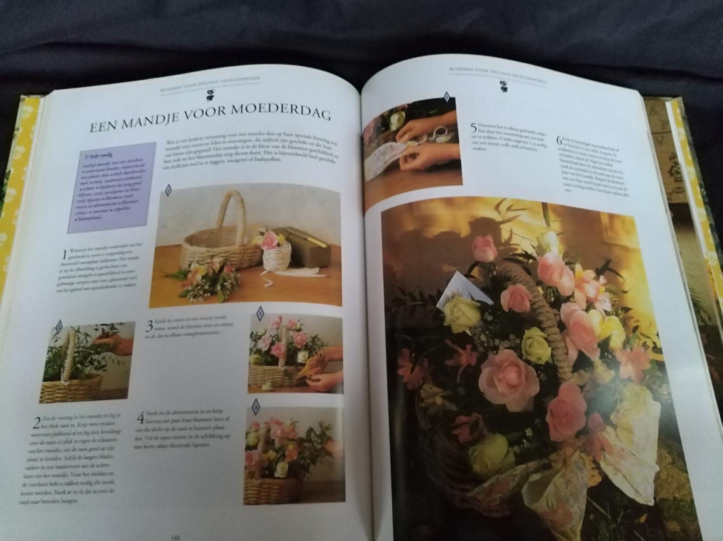 Pamela Westland - Het mooiste bloemschikboek