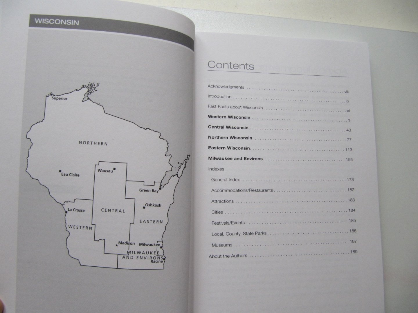 Martin Hintz and Daniel Hintz - Off the Beaten Path -Wisconsin [a guide to unique places]