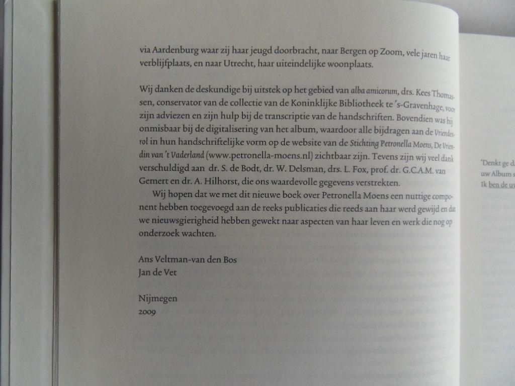 Veltman - van den Bos, Ans J.; Vet, Jan de. - Par Amitié. - De vriendenrol [ = Liber Amicorum ] van Petronella Moens