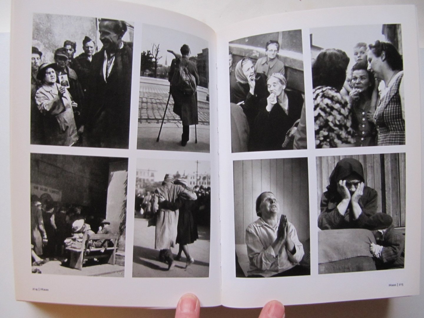 red. Simone Philippi - Photographie des 20. Jarhrhunderts- Museum Ludwig Koln