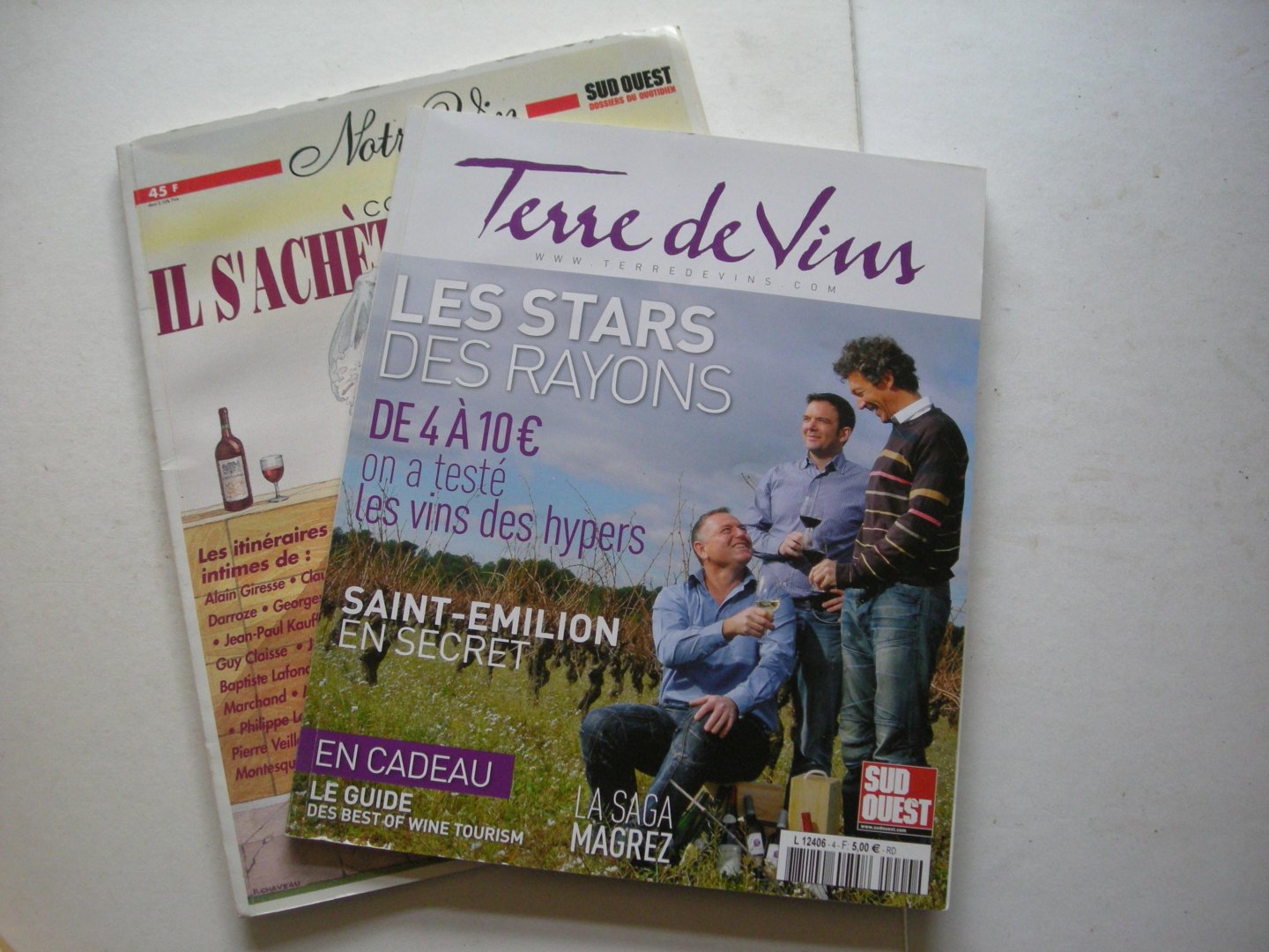 red. - Notre Vin, Le vin  qu'on vend, Le vin qu'on achete etc. / Terre de Vins: Degustation - Escapade a Saint-Emilion etc.