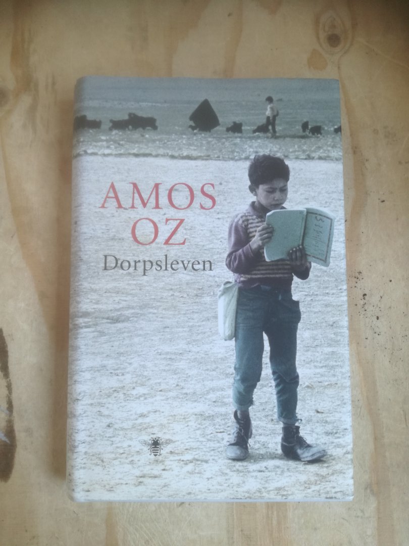 Oz, Amos - Dorpsleven