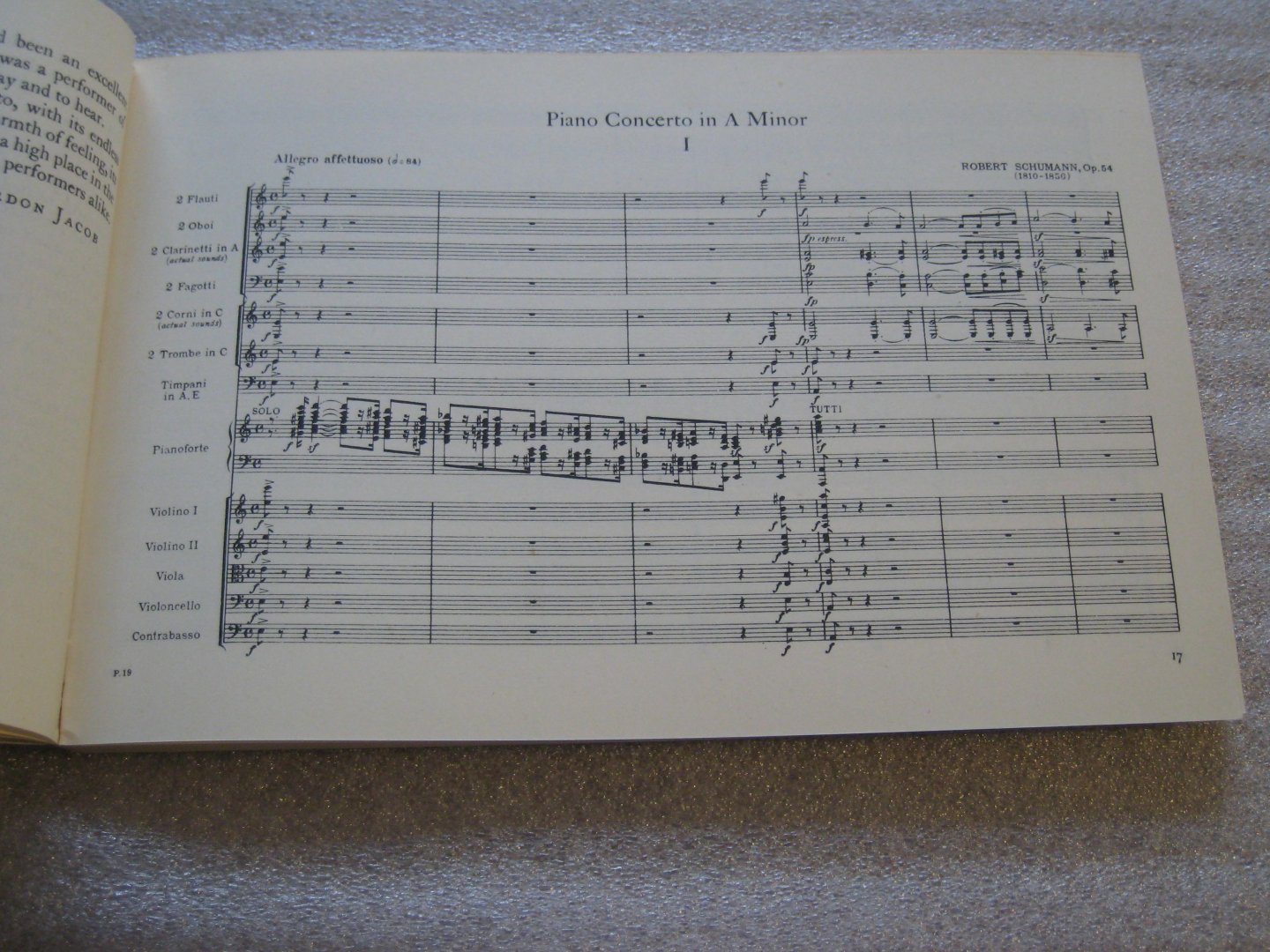 Schumann, Robert - Piano Concerto in A minor / Partituur