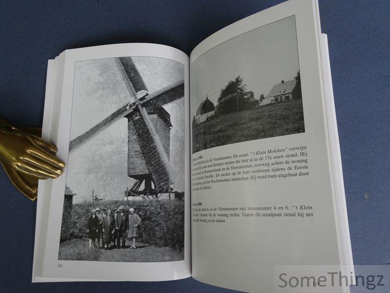van Acker, Eddy en Trangez, Guy. - Foto's uit de oude doos: Wachtebeke en Sint-Kruis-Winkel in de 20e eeuw.