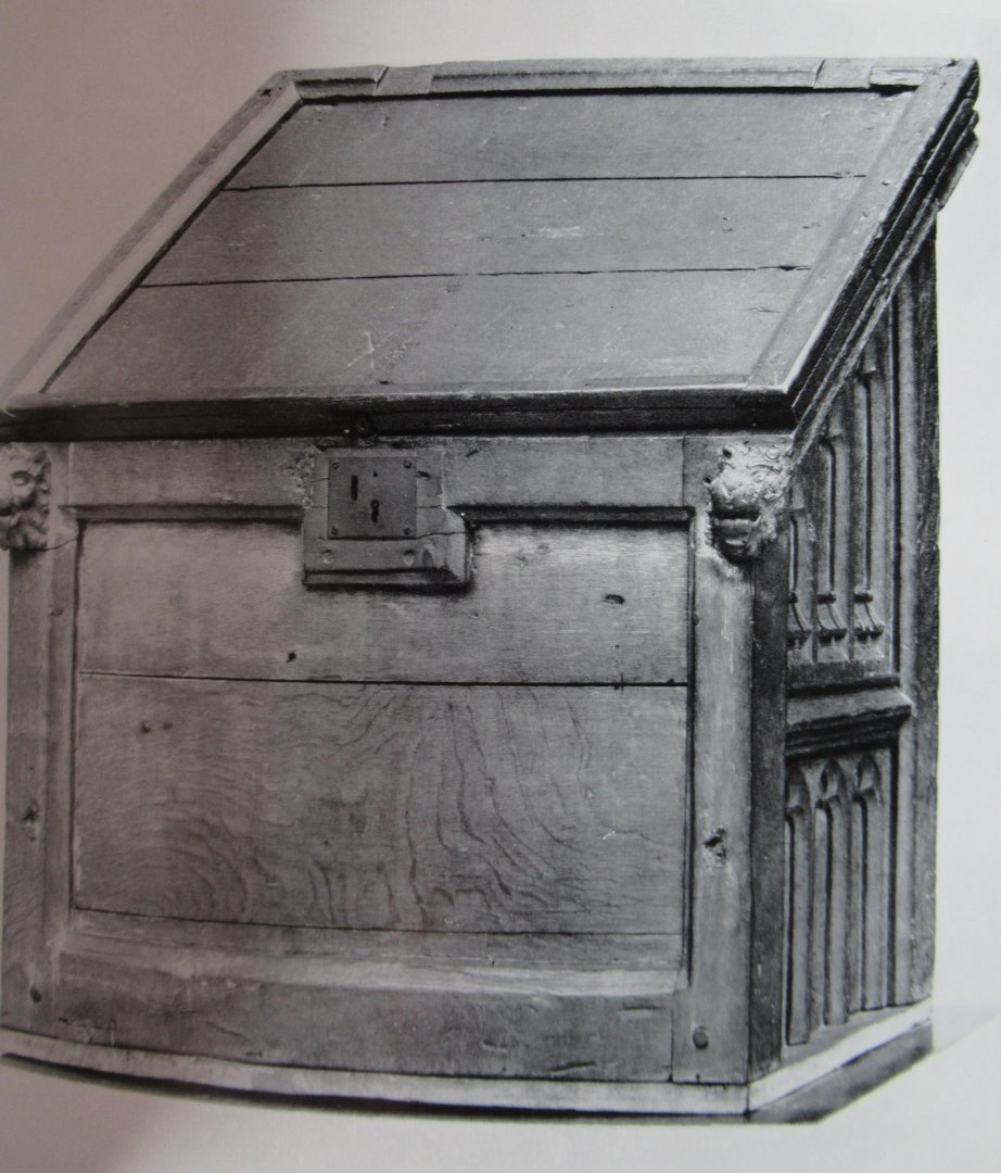 Hayward, J.F. - English desks and bureaux