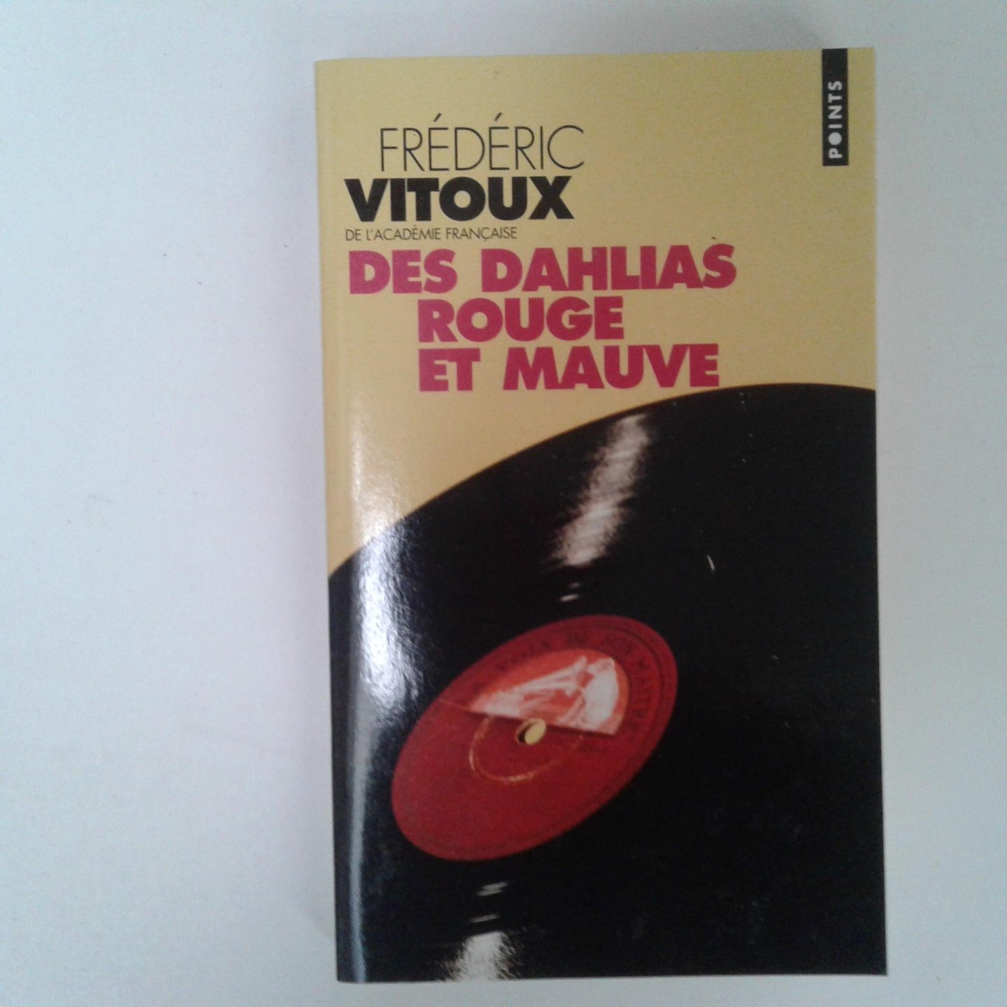 Vitoux, Frēdēric - Des dahlias rouge et mauve