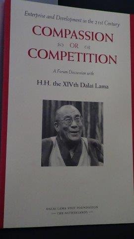 Tideman, Sander (editor) - Compassion or competition. A forum discussion with H.H. the 14th Dalai Lama.