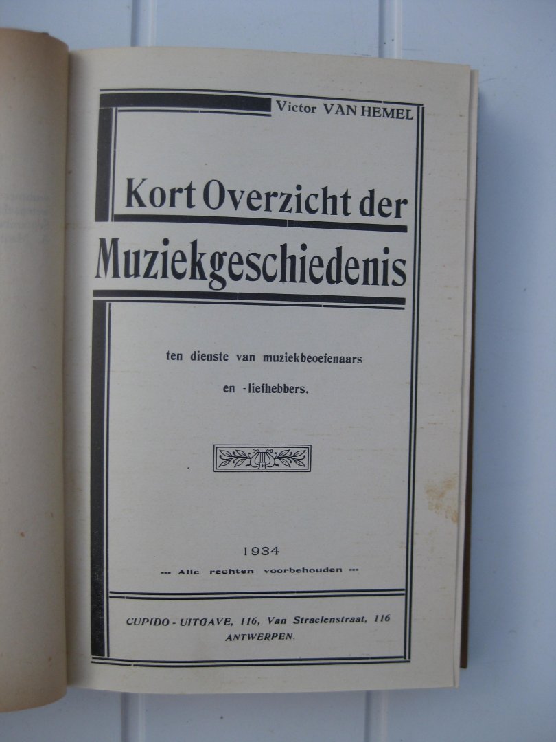 Collaer, Paul e.a. - Beteekenis van de muziek. Vorm en uitdrukking in de muziek. En nog 9 andere titels