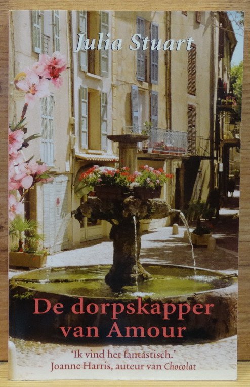 Stuart, Julia - de dorpskapper van Amour